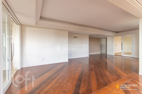 Image 33 - 253585